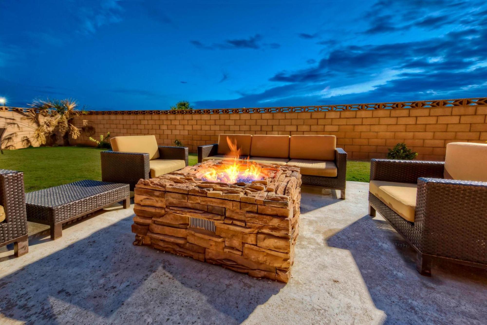 Hotel Courtyard By Marriott Midland Exterior foto