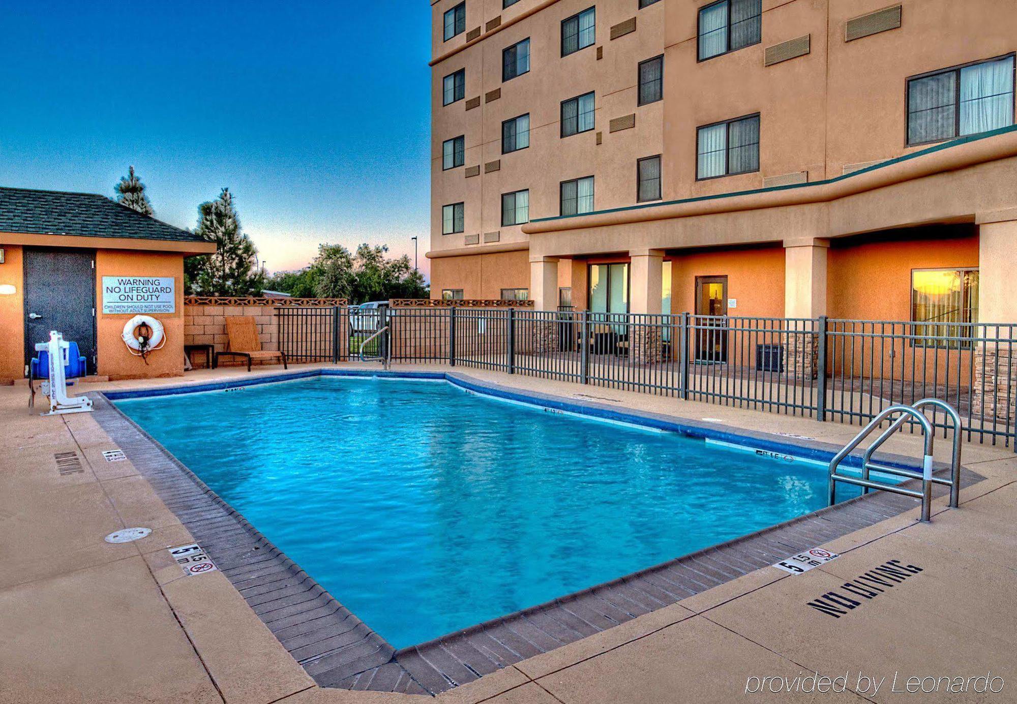 Hotel Courtyard By Marriott Midland Exterior foto