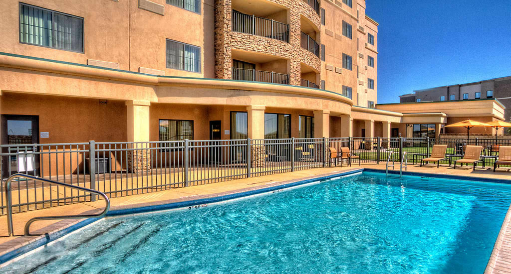 Hotel Courtyard By Marriott Midland Exterior foto